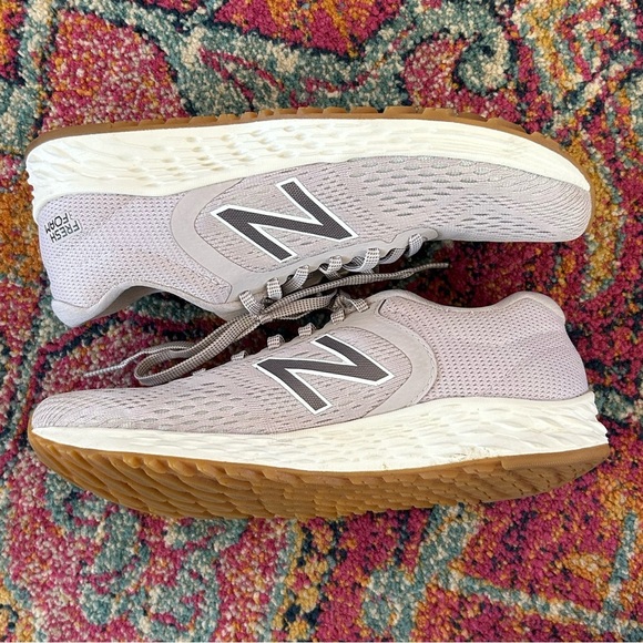 New Balance | Women's Lavender/Grey Fresh Foam Arishi V2 Running Shoes, size 8.5 - Picture 6 of 14